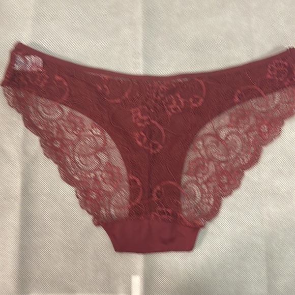 Panties - Picture 2 of 3